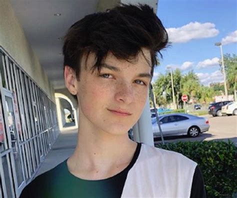 Jackson Felt (tiktok) .